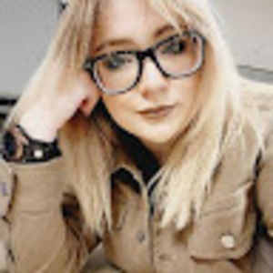 Meet your Posher, Ashlyne